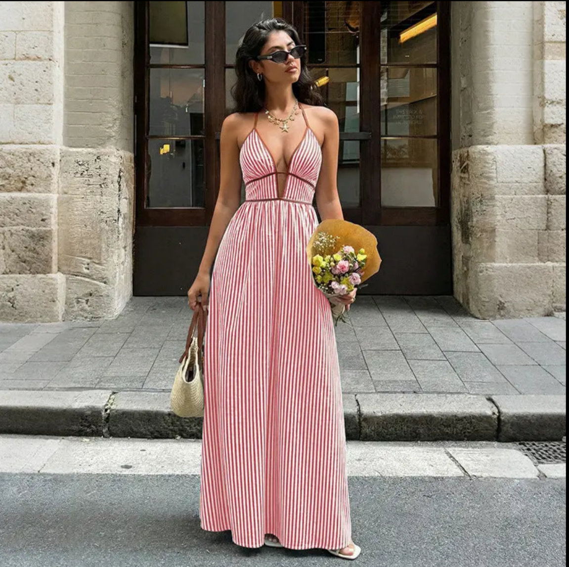 Abito maxi con schiena scoperta e scollatura a V